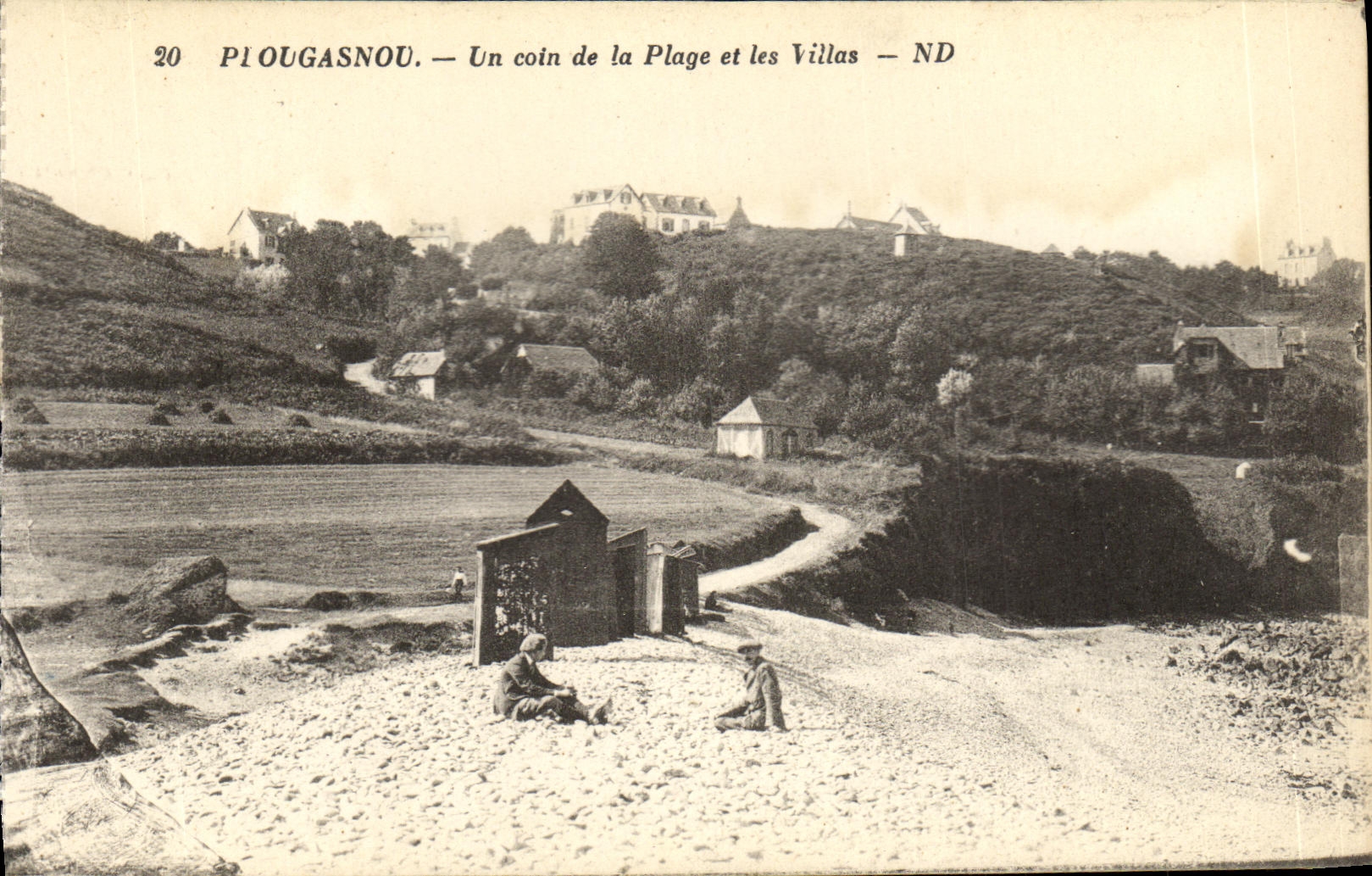 Plougasnou — Un coin de la Plage et les Villas — ND