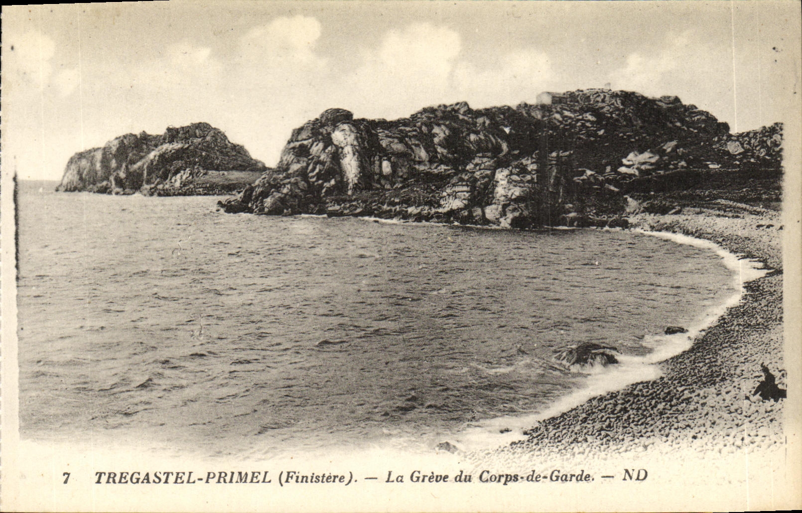 TREGASTEL-PRIMEL (Finistère) — La Grève du Corps-de-Garde — ND