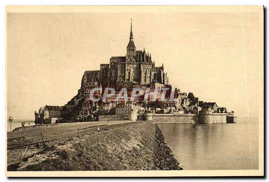 CPA Le Mont St Michel Le Mont a L arrivee