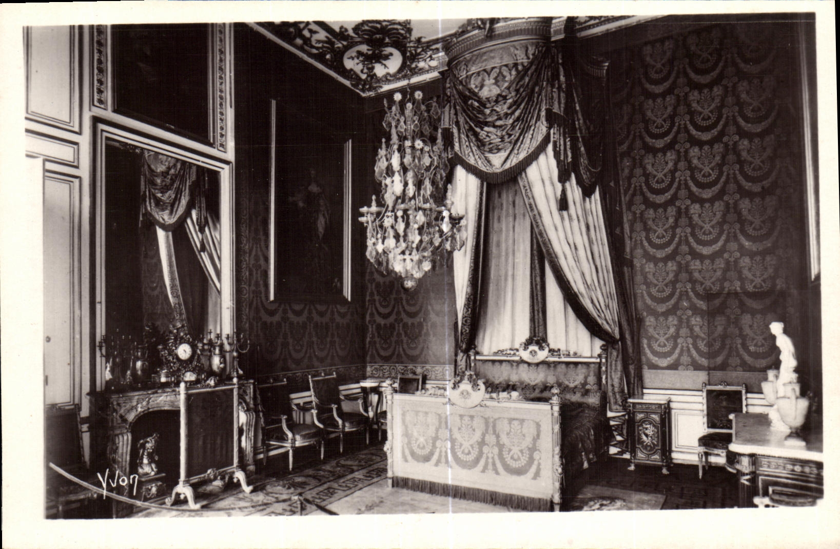 Habitación del Duque de Orleáns — Palacio de Fontainebleau — Edición de Arte YVON, París