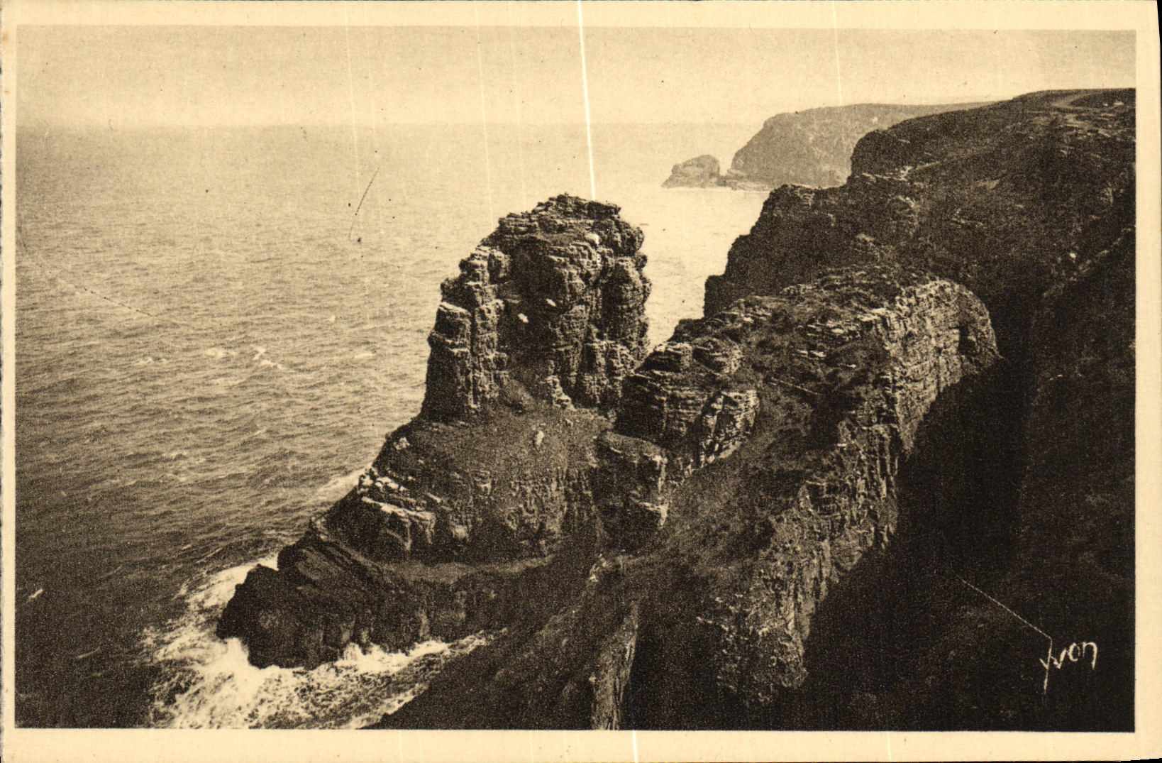 Cap Fréhel — Rocher de la Grande Fauconnière — Éditions d'Art Yvon, Paris