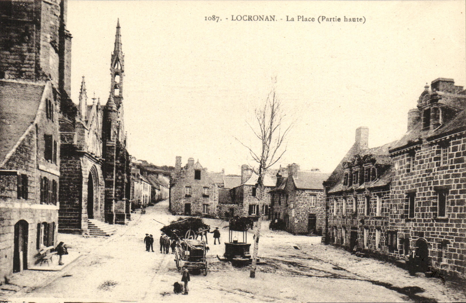 CPA Locronan La Place Partie haute