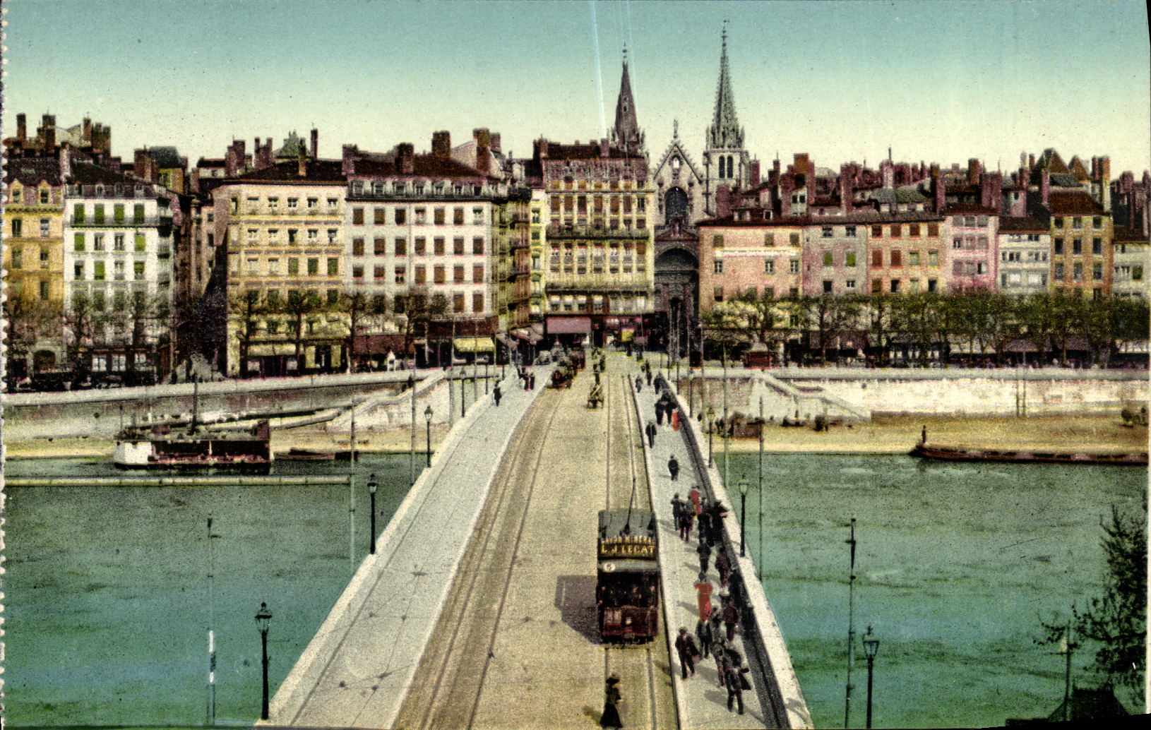 Lyon - Die Brücke des Wechsels auf der Saône; Platz Albon und Kirche Saint-Nizier