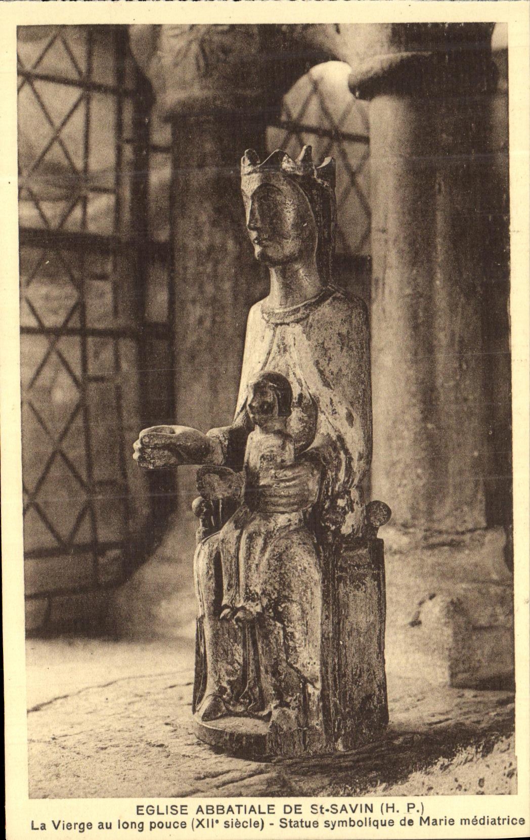 Statue de la Vierge à l'Enfant — Église abbatiale de Saint-Savin — H. P.