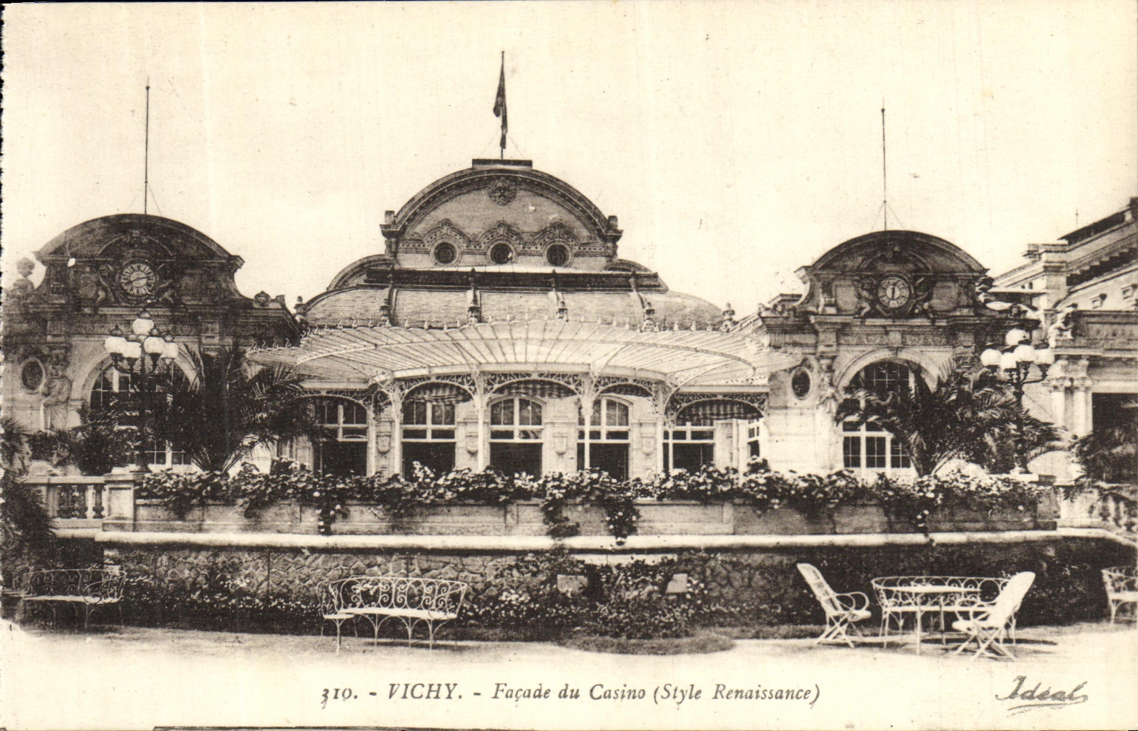 CPA Vichy Facade Du Casino Style Renaissance