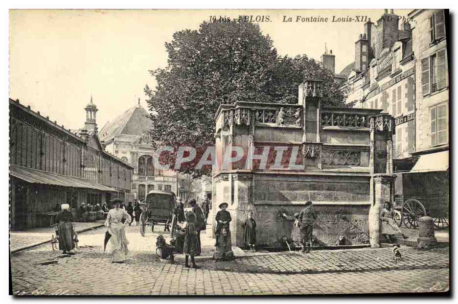 CPA Blois La Fontaine Louis XII Enfants