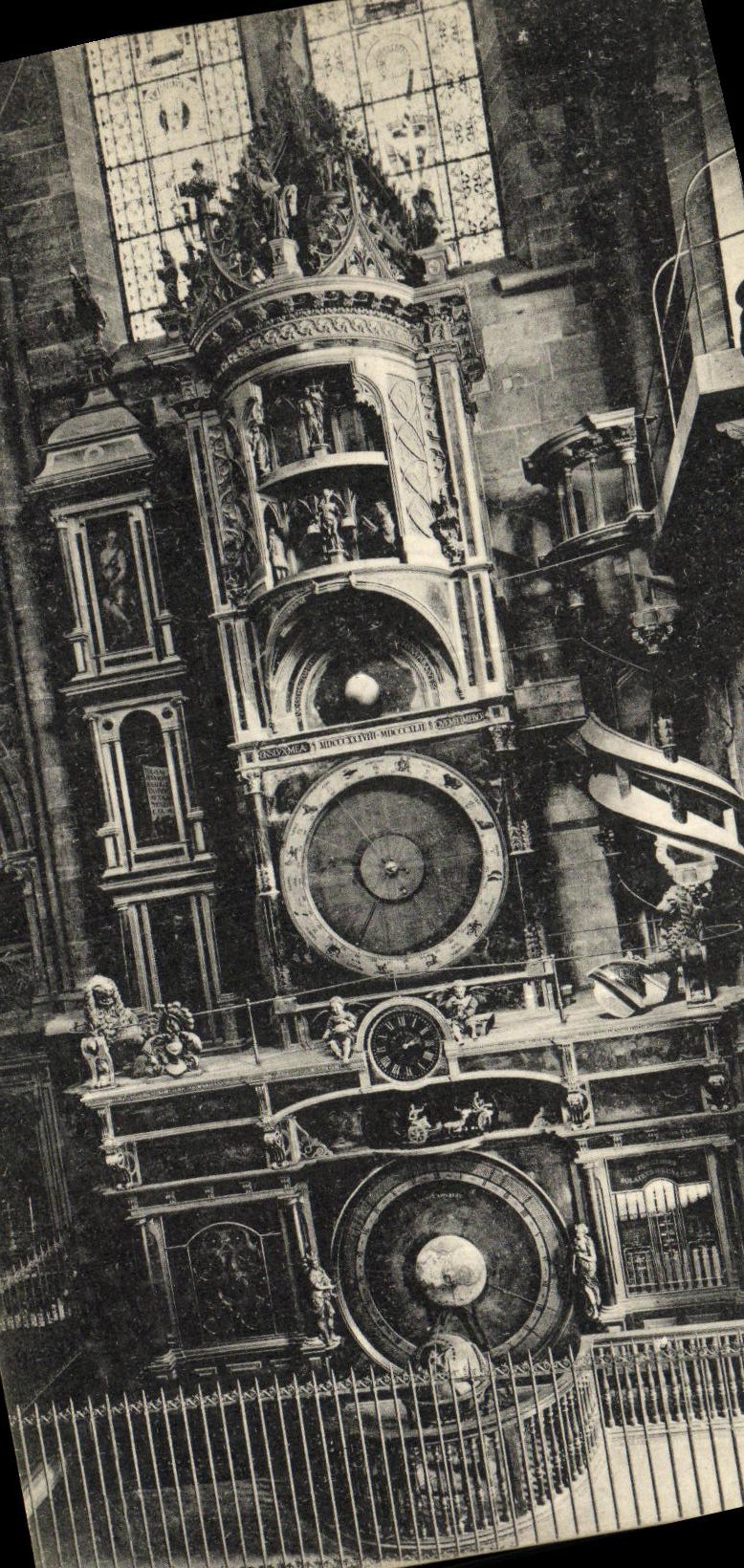 CPA Strasbourg Cathedrale L horloge astronomique