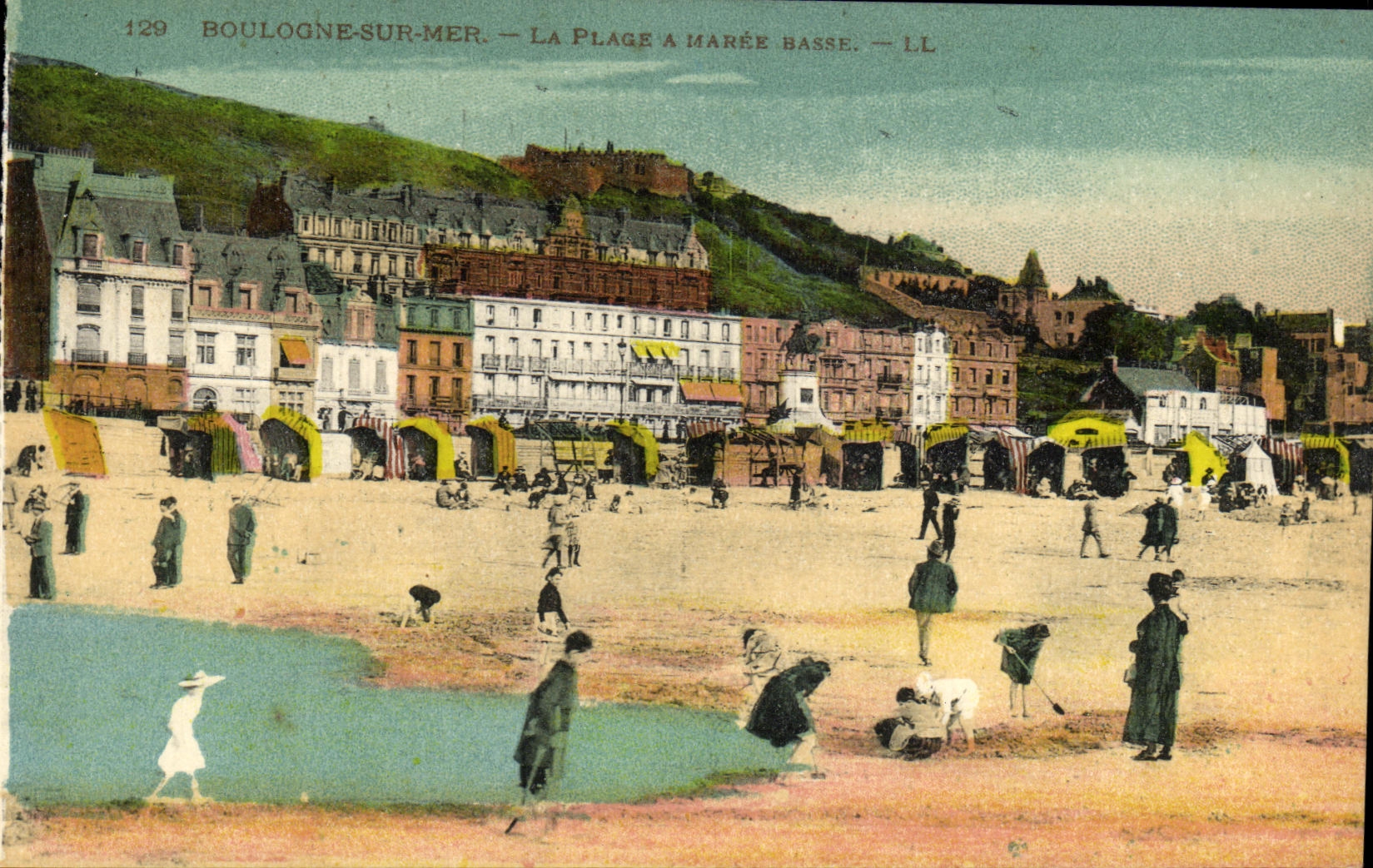 Boulogne-sur-Mer — Die Strandpromenade bei Ebbe — LL