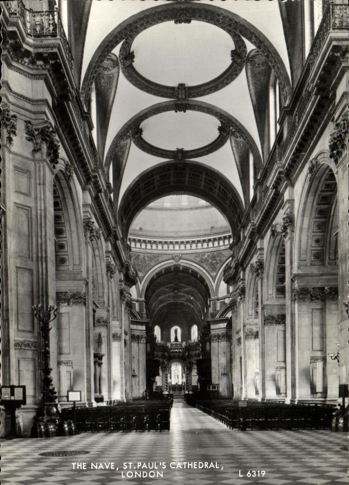 CPM Tower of London The Nave St Paul s Cathedral 