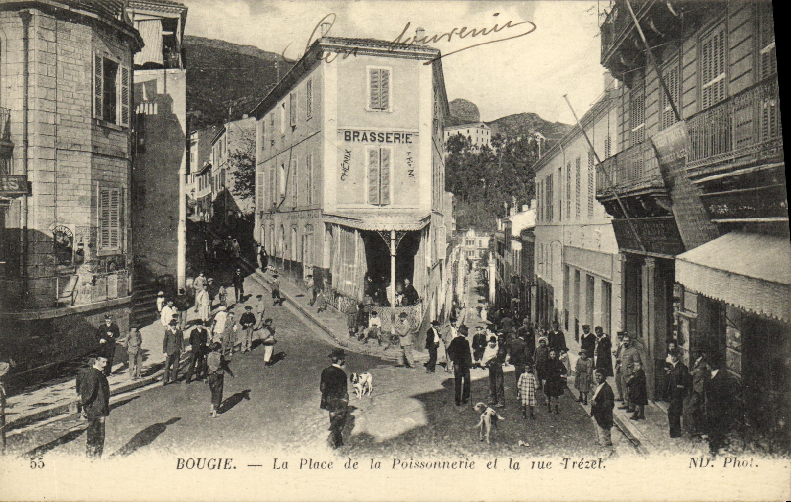 Bougie — La Place de la Poissonnerie et la rue Trézel — ND. Phot.