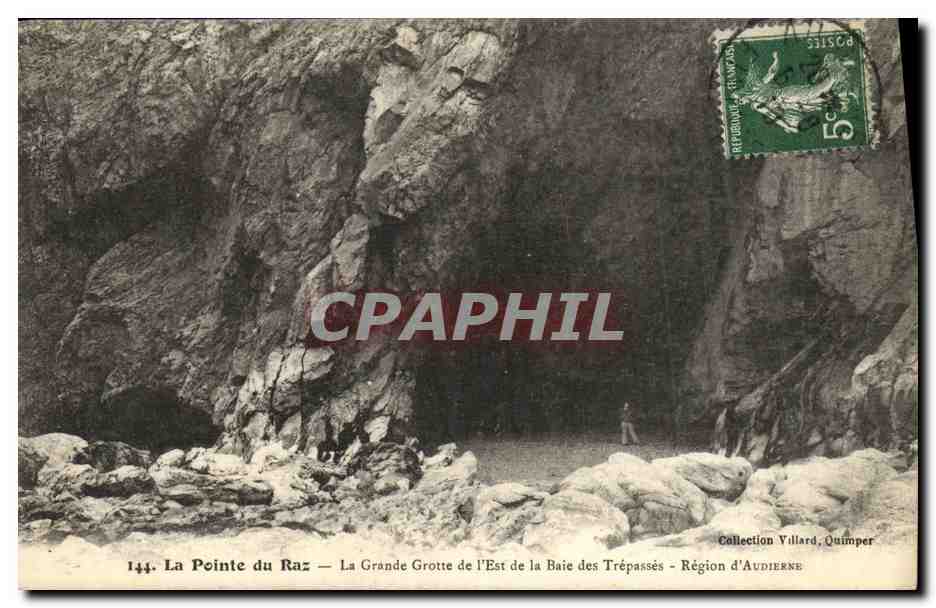 CPA La Pointe du raz La Grande grotte de l Est de la baie des Trepasses Region d Audierne