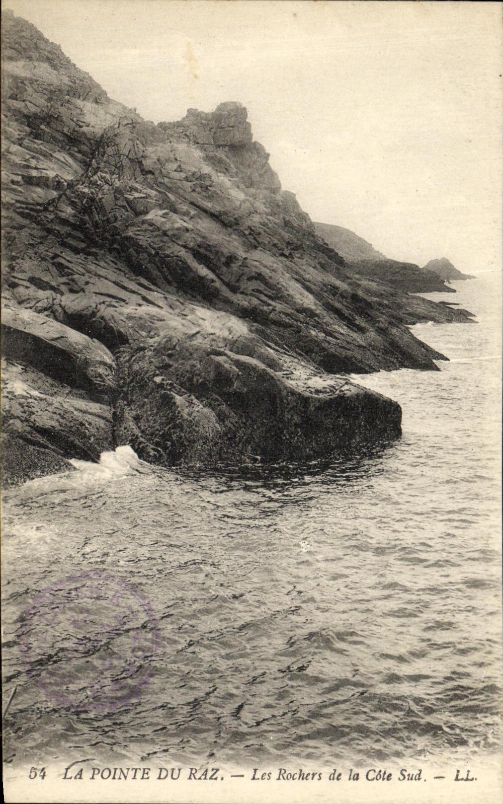 CPA La Pointe du Raz Les Rochers de la cote sud
