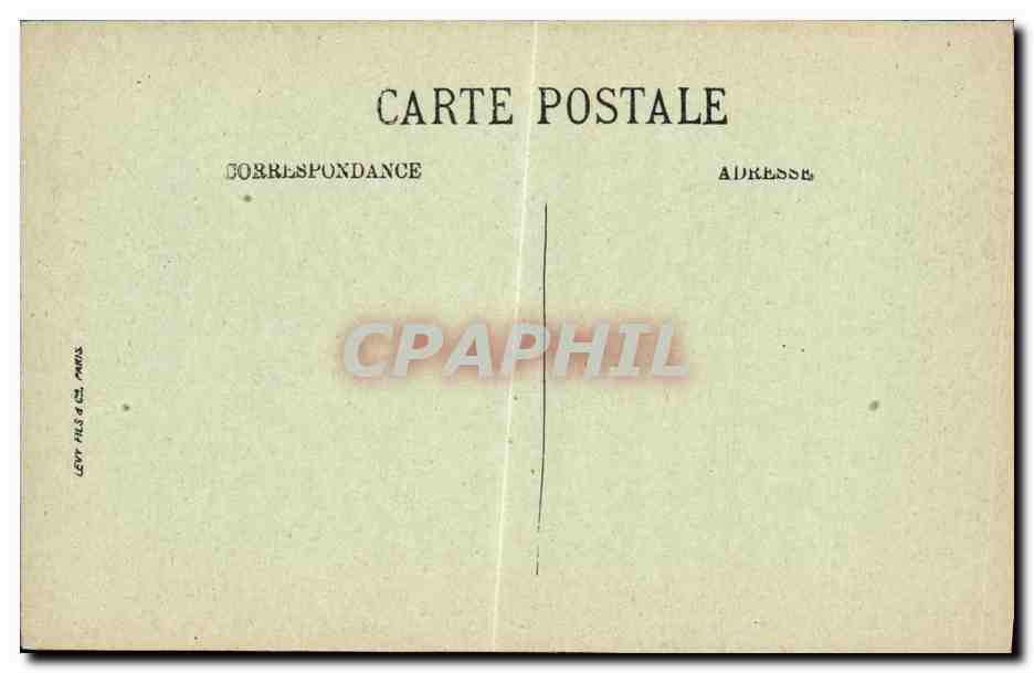 CPA Saint Jean Du Doigt L Eglise et l arc de triomphe — Rückseite