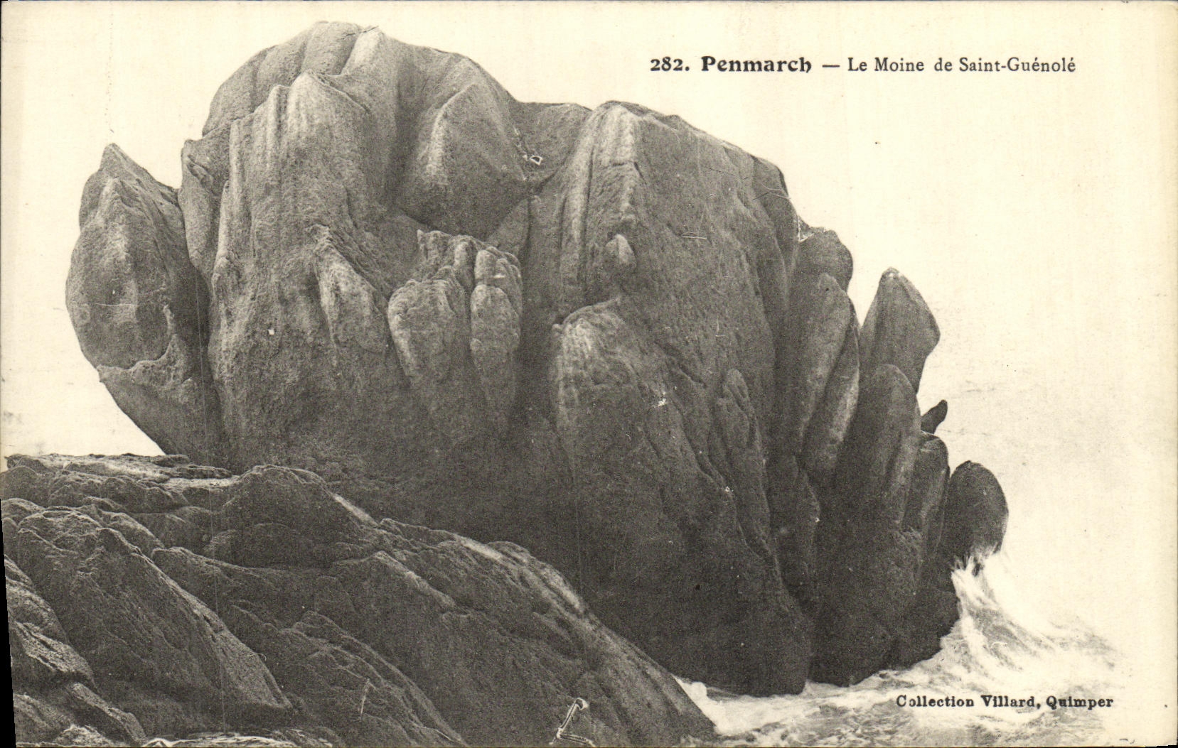 CPA Penmarch Le Moine de Saint Guenole