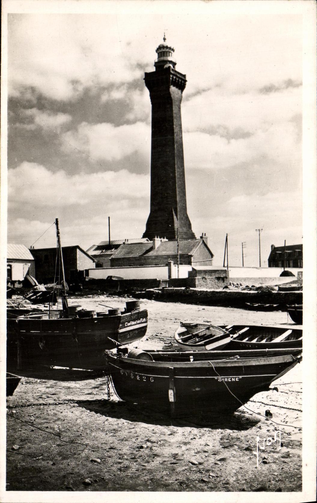 CPA Penmarc h St Guenole le phare d Eckmuhl