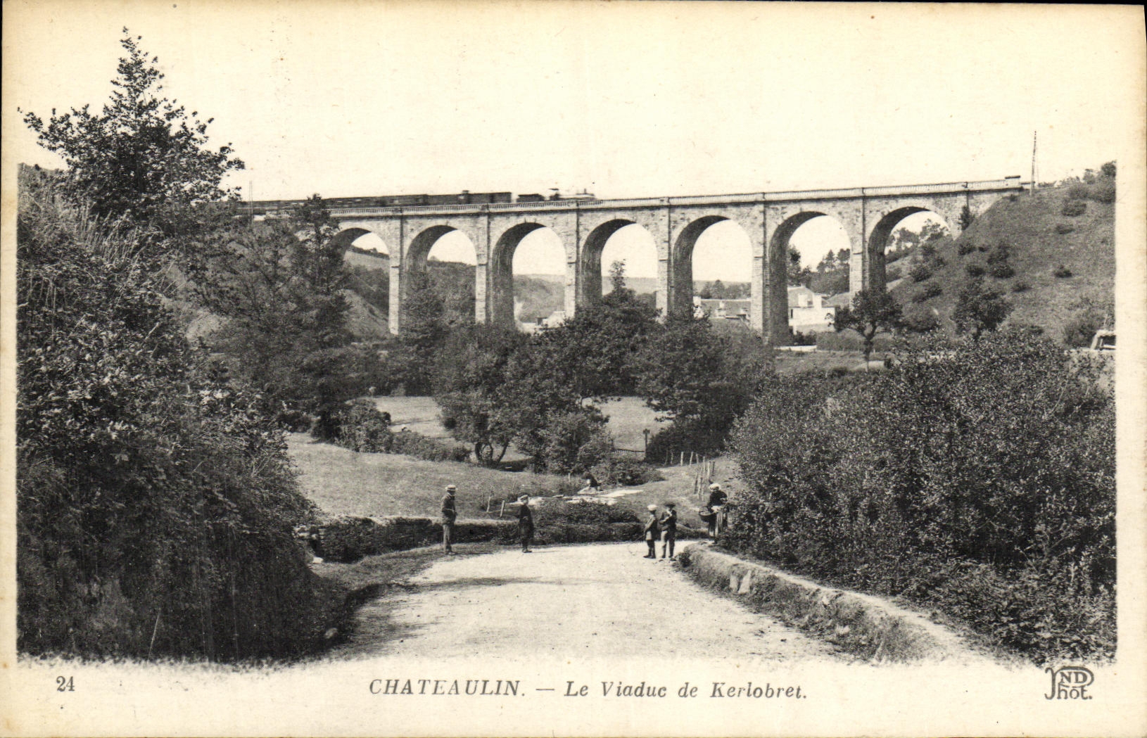 CPA Chateaulin Le Viadue de Kerlobret