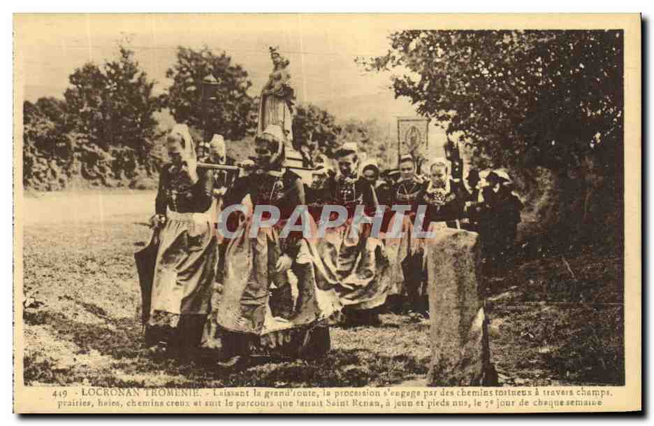 CPA Locronan Grand Pardon de la Tromenie Folklore Costume