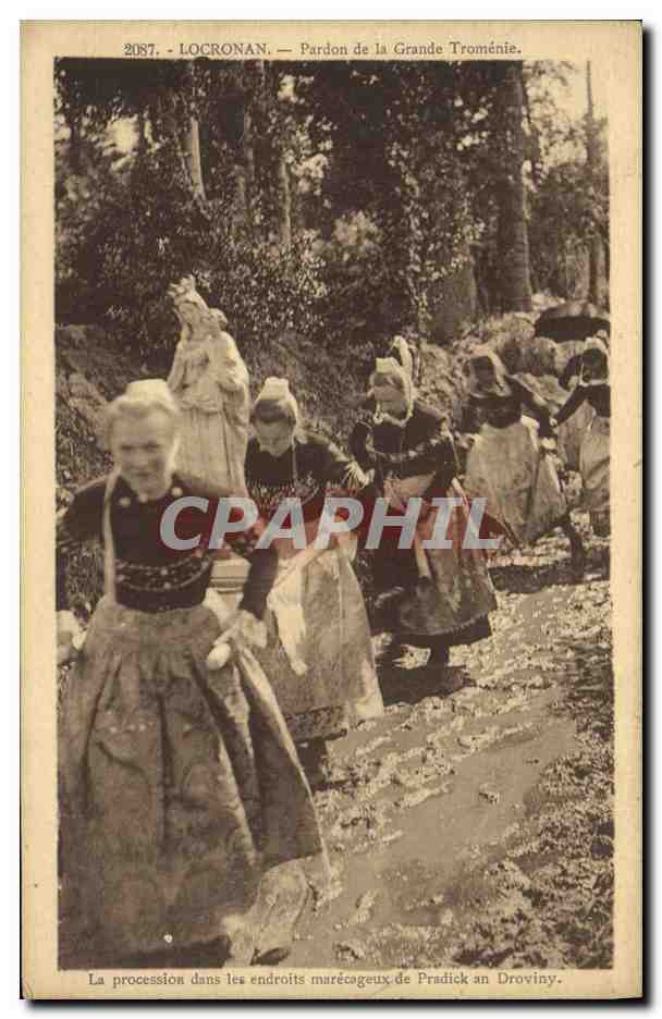 CPA Locronan Pardon de la Grande Tromenie La procession dans les endroits marecageux de Pradick an Droviny