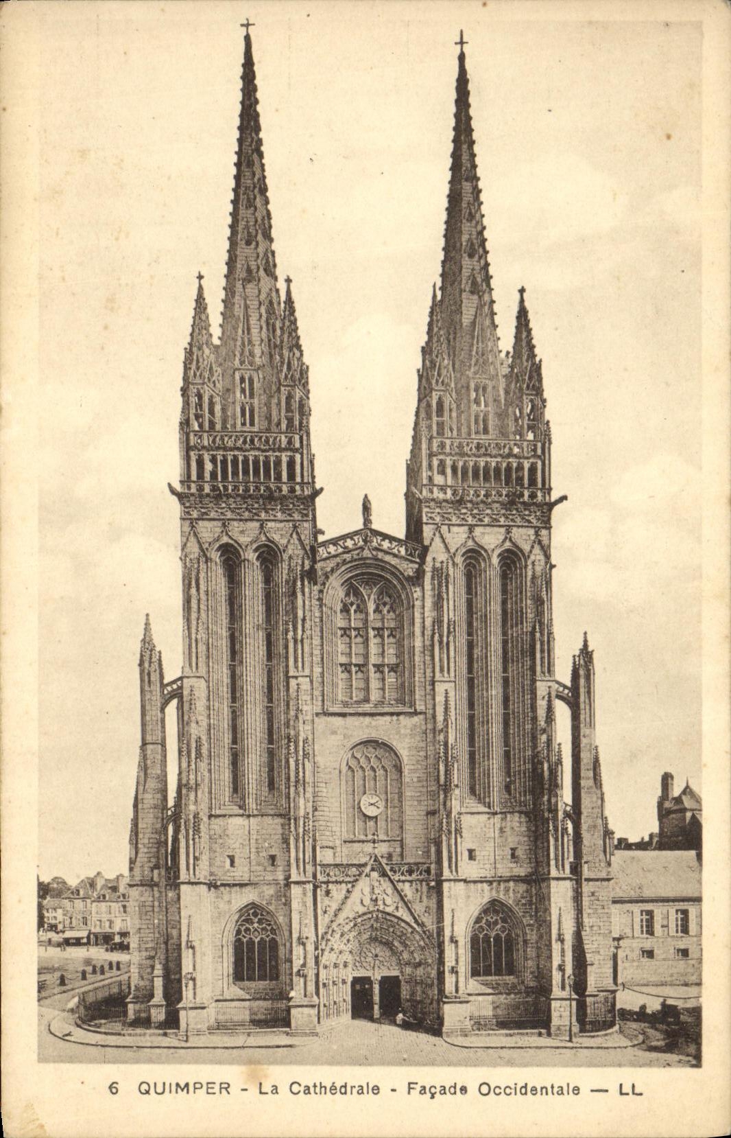 CPA Quimper La Cathedrale Facade Occidentale