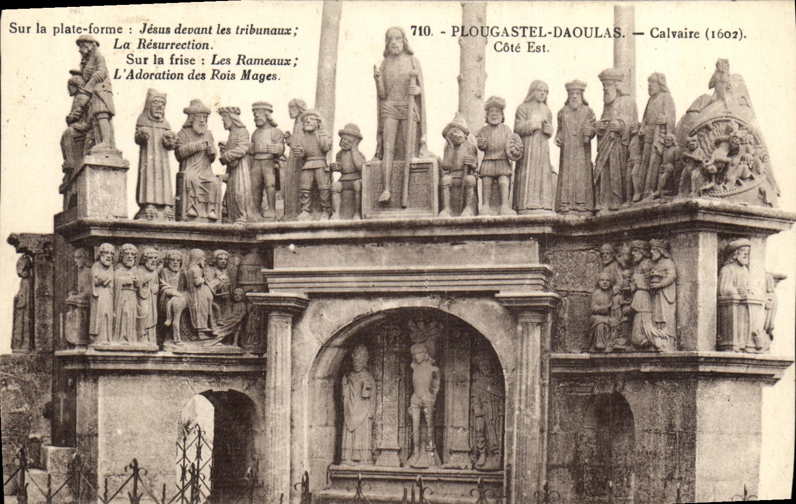 CPA Plougastel Daoulas Calvaire Cote Est