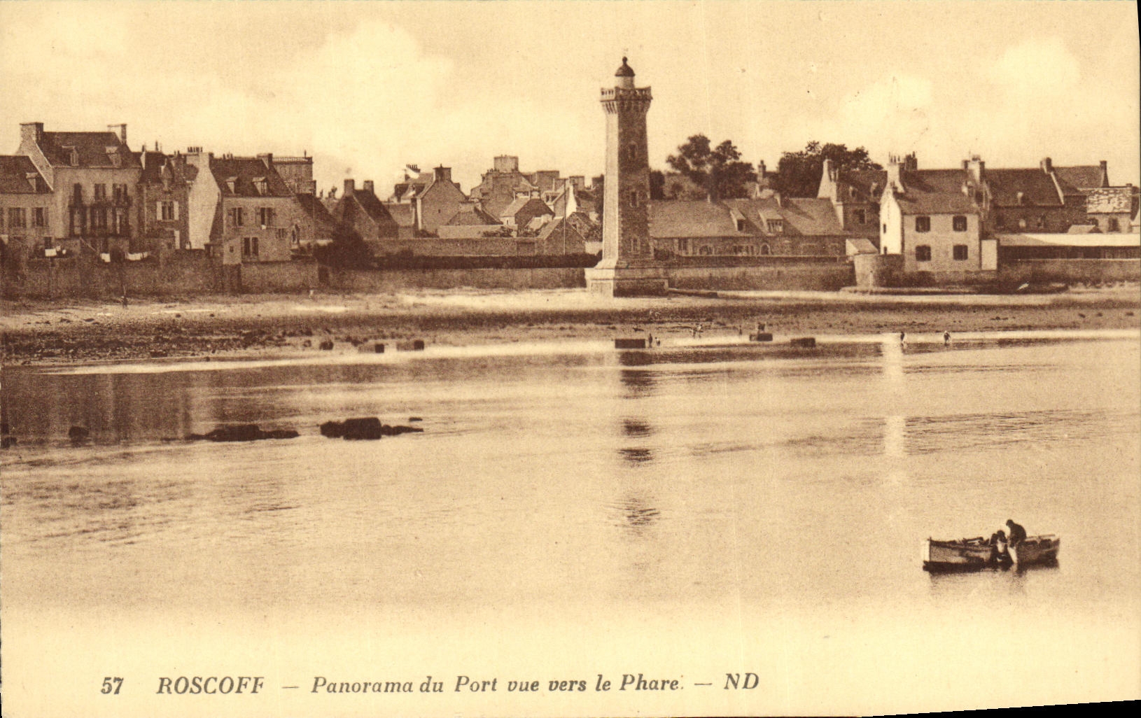 CPA Roscoff Panorama du Port Vue Vers le Phare