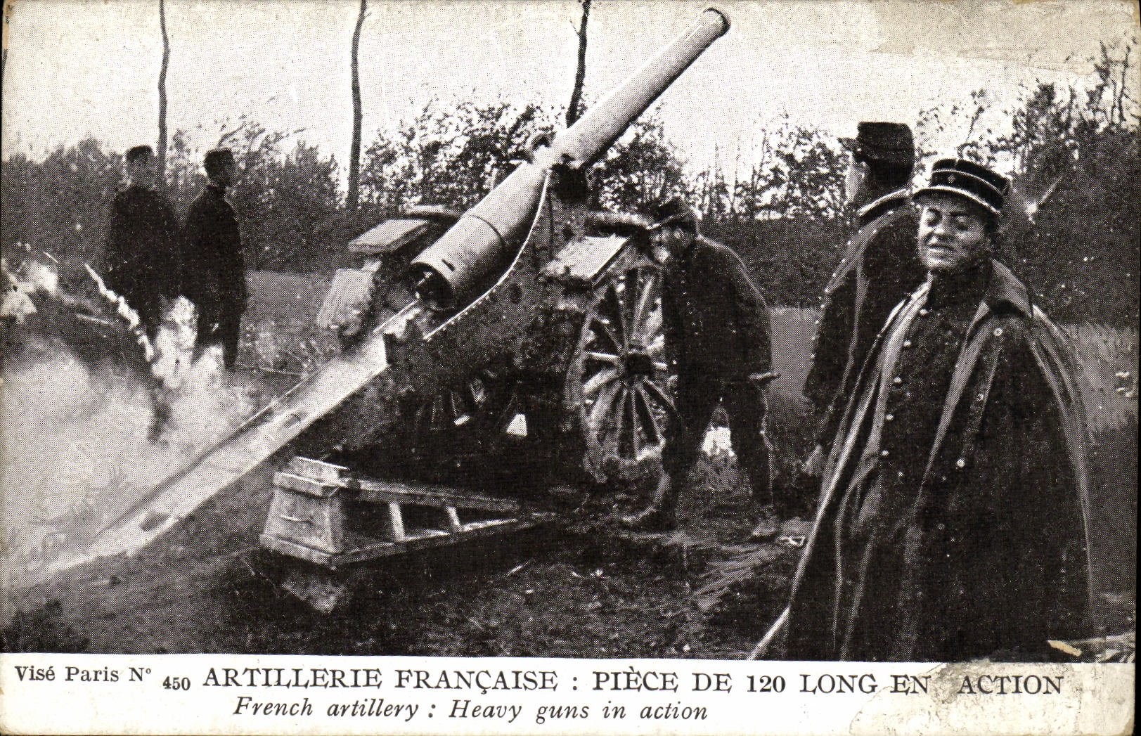 CPA Artillerie Francaise Piece De 120 Long en action 