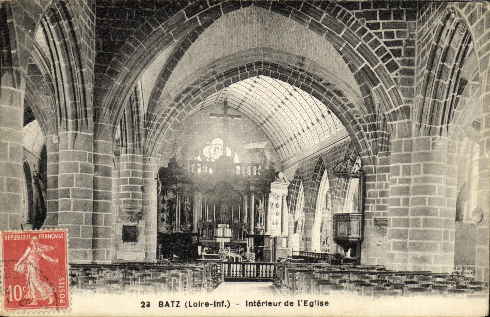 CPA Batz Loire Interleur de l eglise 