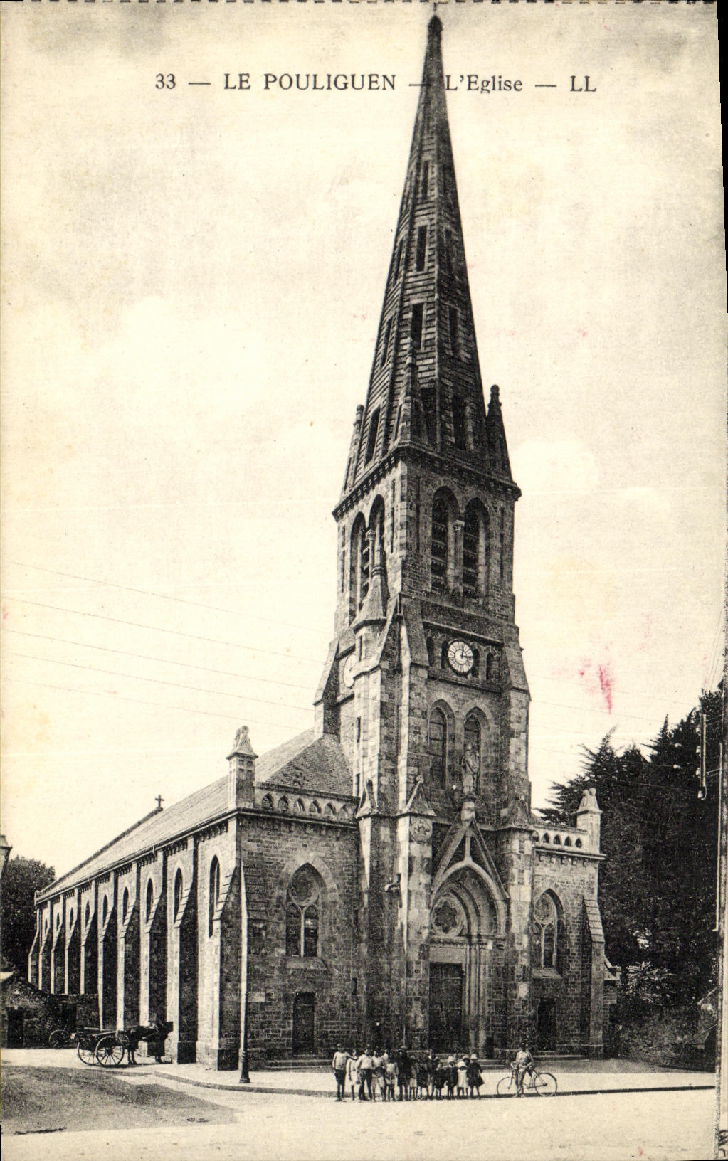 CPA Le Pouliguen L Eglise