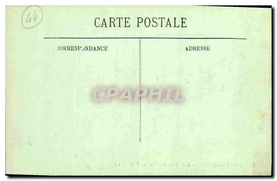 CPA St Nazaire Les Phares du Nouveau port — Verso