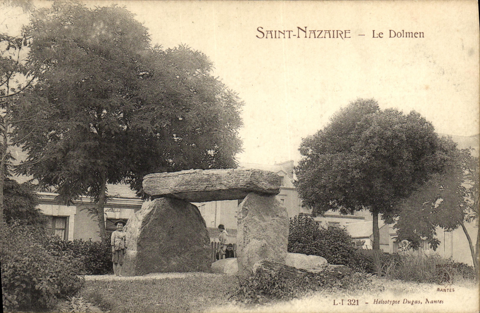 CPA St Nazaire Le Dolmen Enfants