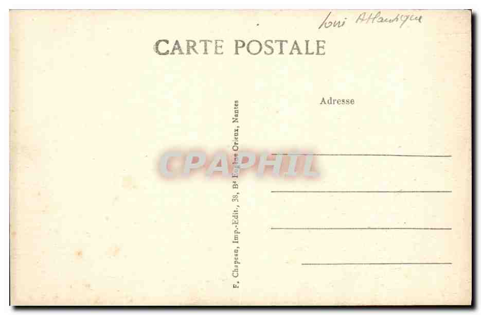 CPA St Nazaire Le Boulevard et la plage vers l entree du port — Verso