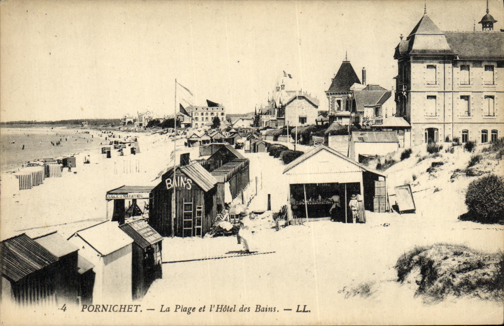 CPA Pornichet La Plage et l Hotel des bains