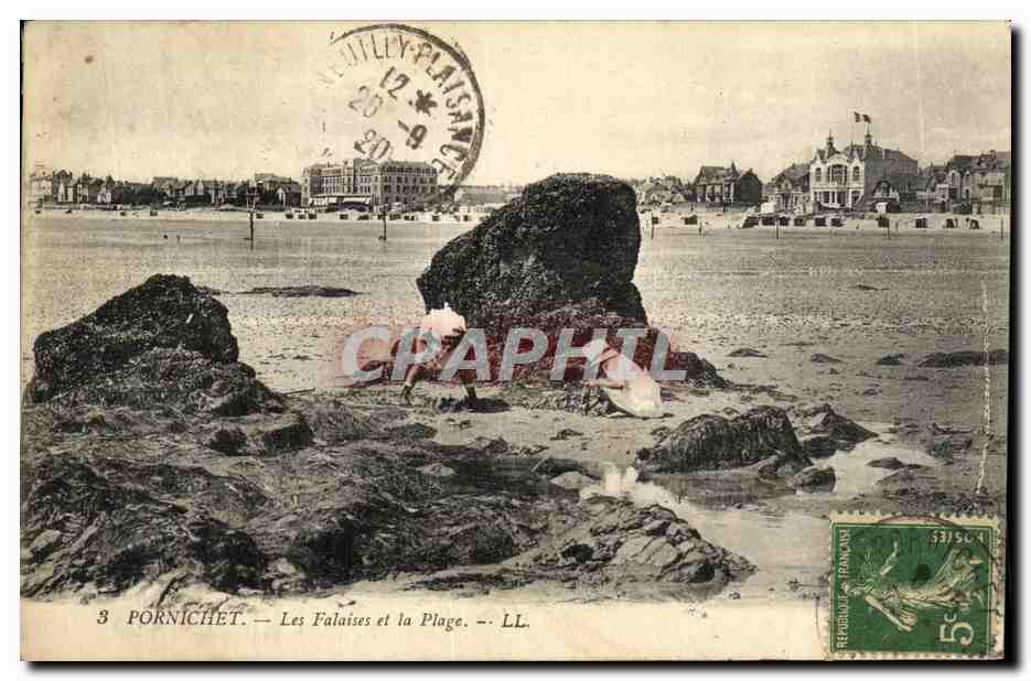 CPA Pornichet Les Falaises et la Plage Enfants