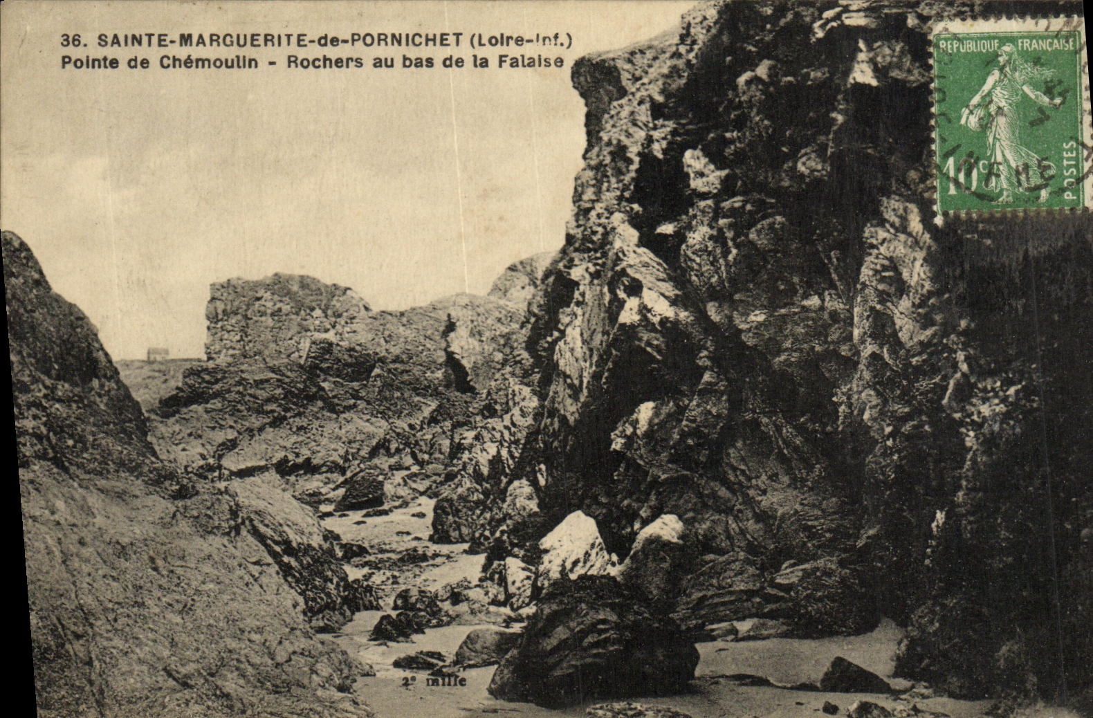 CPA Sainte Marguerite de Pornichet Pointe de Chemoulin Rochers au bas de la falaise 