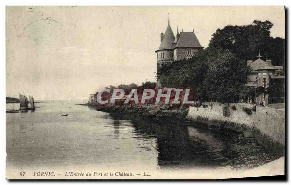 CPA Pornic L Entree du Port et le Chateau