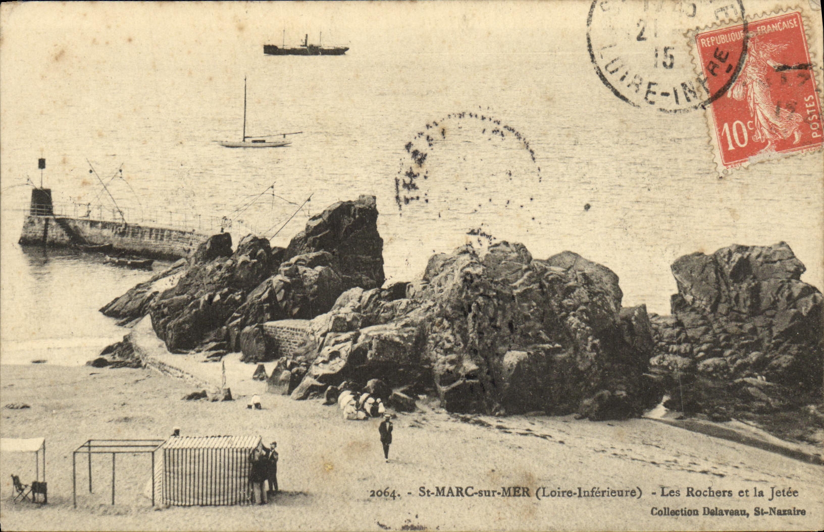CPA Saint Marc Sur Mer Les Rochers et la jetee