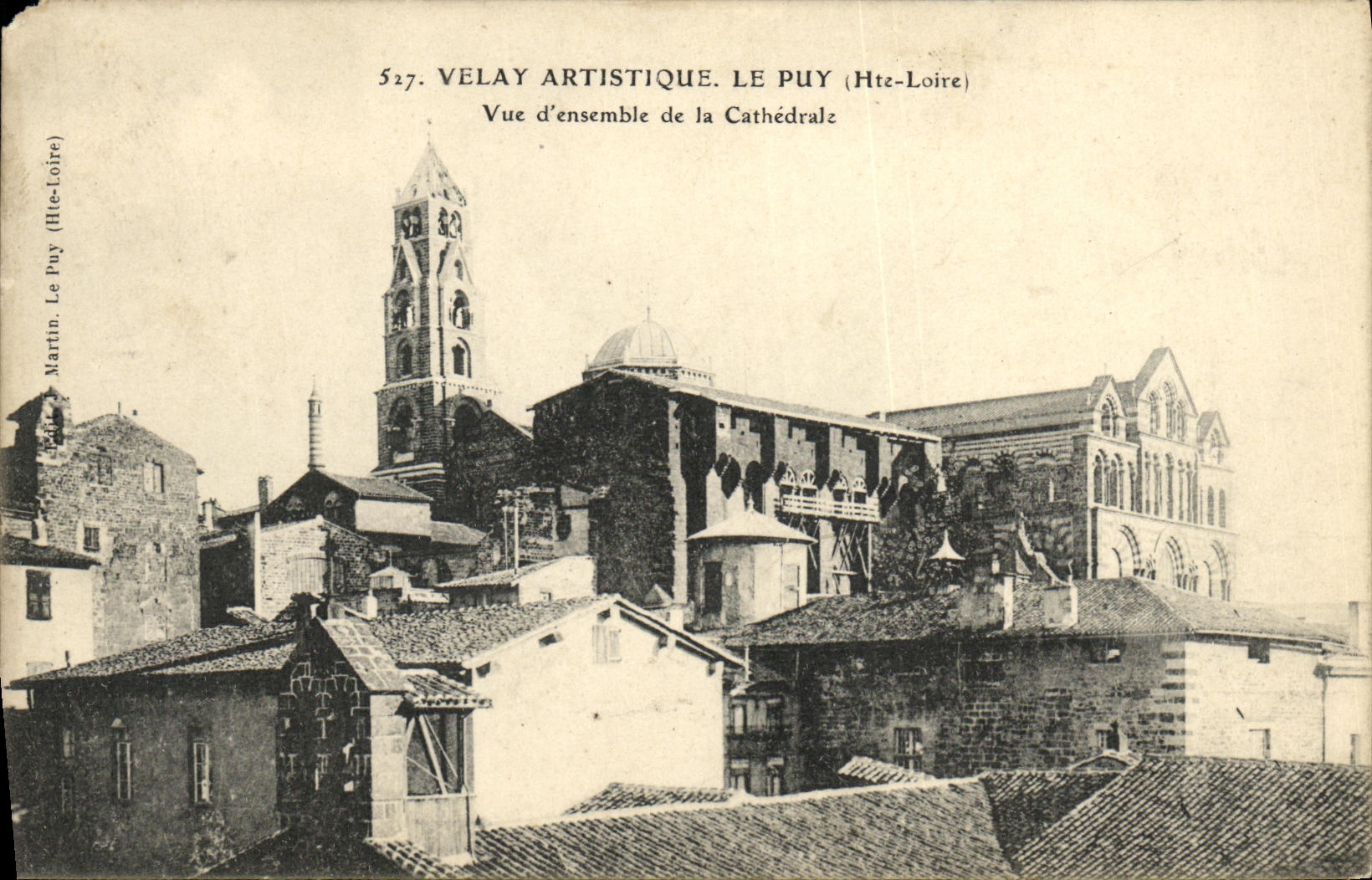 CPA Velay Artistique Le Puy Vue d ensemble de la cathedrale 