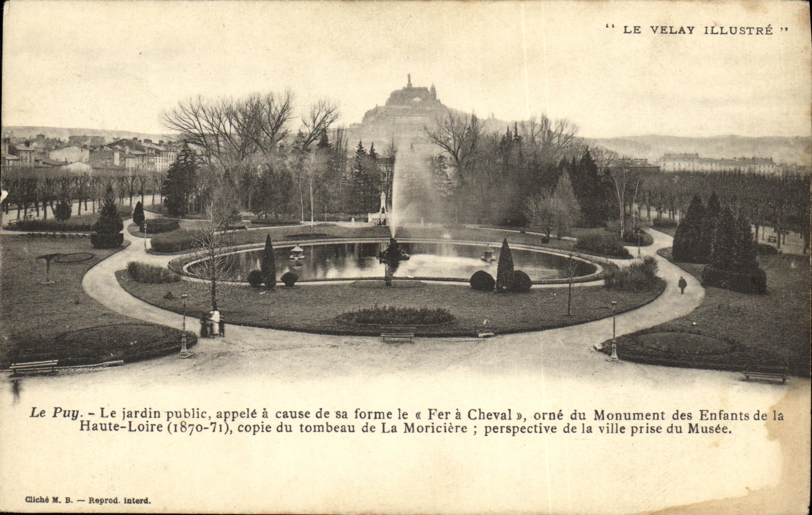 CPA Le Puy Le Jardin Public