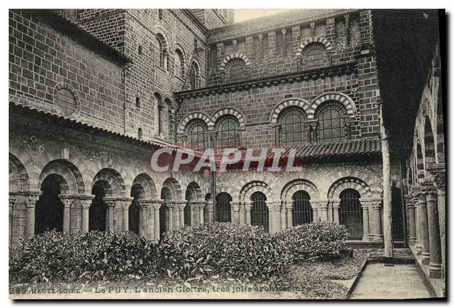 CPA Le Puy L ancien cloitre 