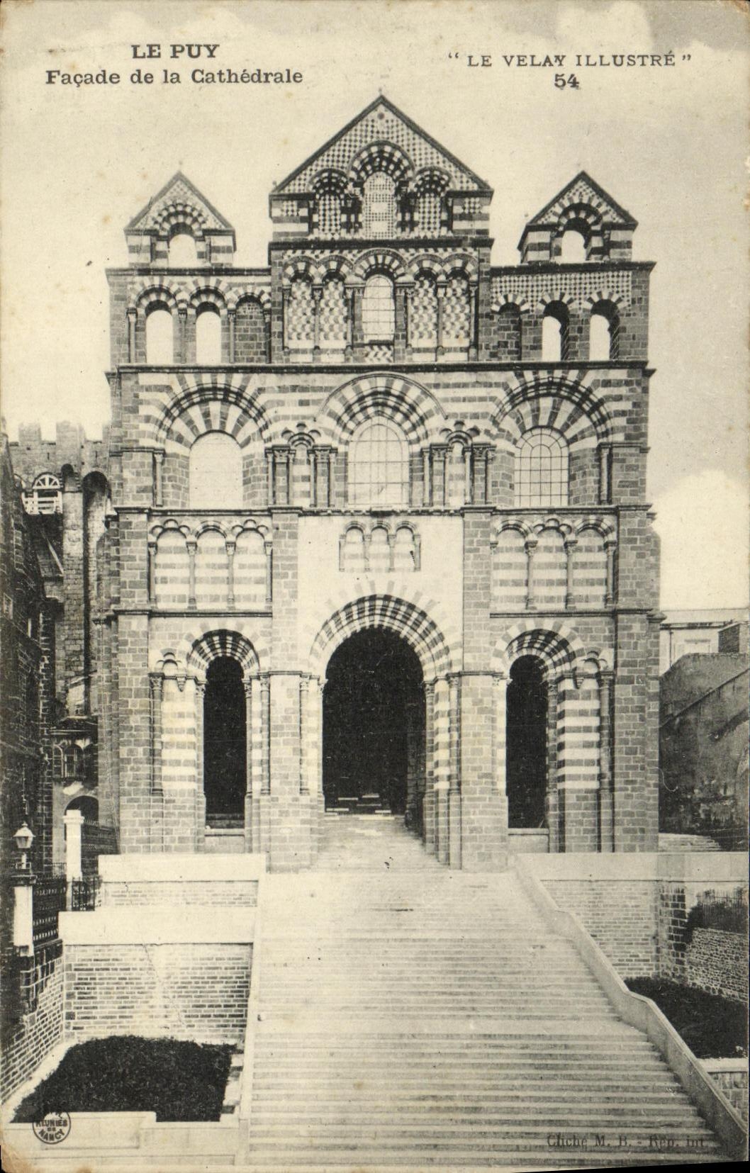 CPA Le Puy Facade de la Cathedrale