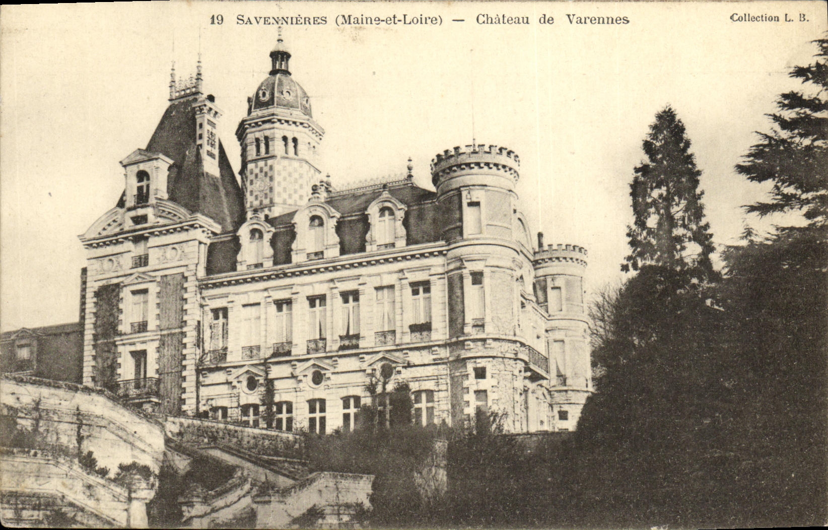 CPA Savennieres Chateau de Varennes
