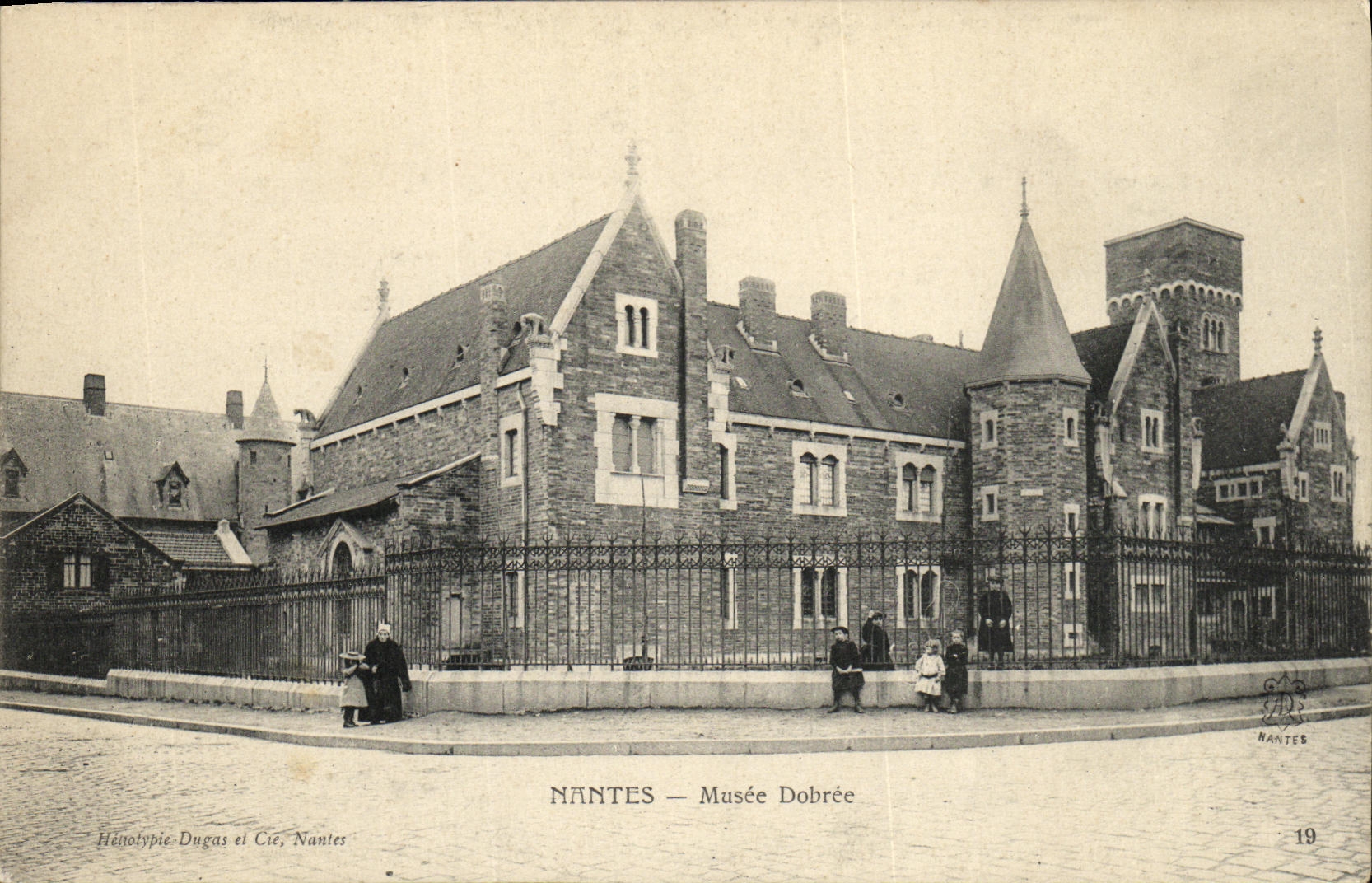CPA Nantes Musee Dobree