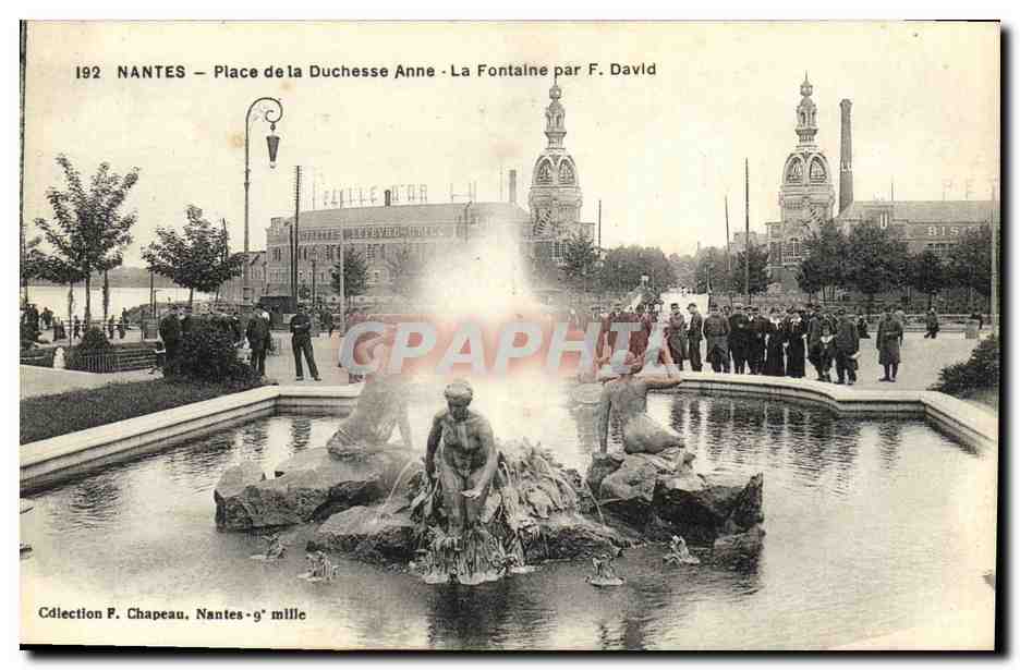 CPA Nantes Place de la Duchesse Anne La Fontaine par F David