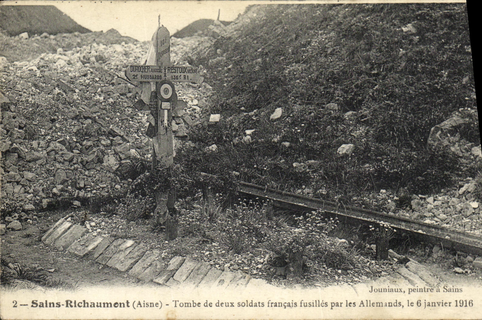 Sains-Richaumont (Aisne) — Tombe de deux soldats français fusillés par les Allemands, le 6 janvier 1916 — Jouniaux, peintre à Sains