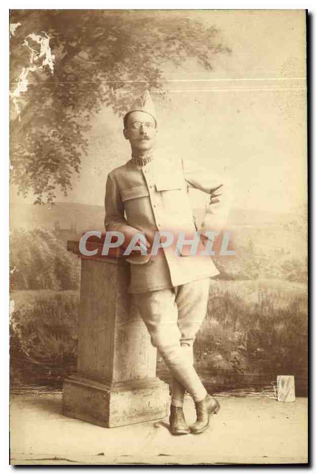 CPA Militaria Soldat numero 11 sur le col 