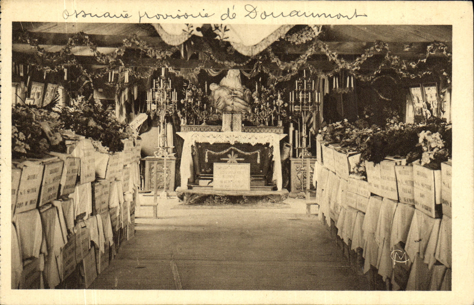 Ossuaire provisoire de Douaumont — Début de l'œuvre du monument définitif — Photo-Véroude