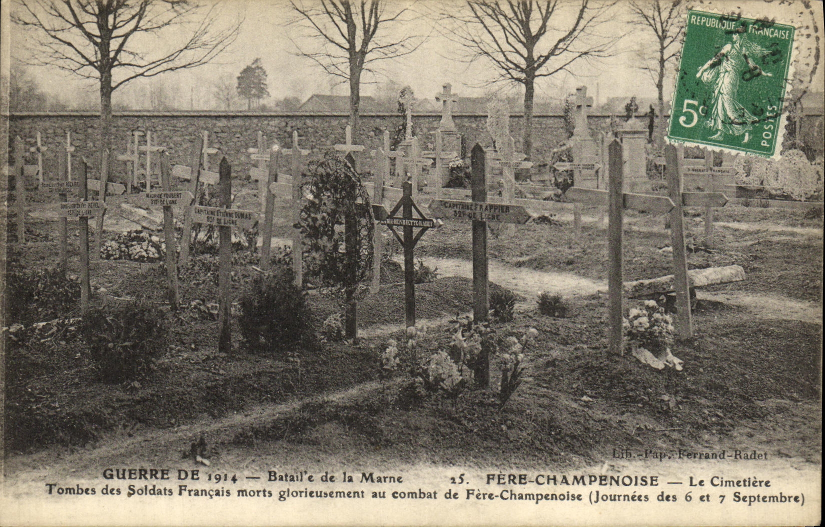 CPA Militaria Fere Champenoise Le Cimetiere Tombes des soldats francais