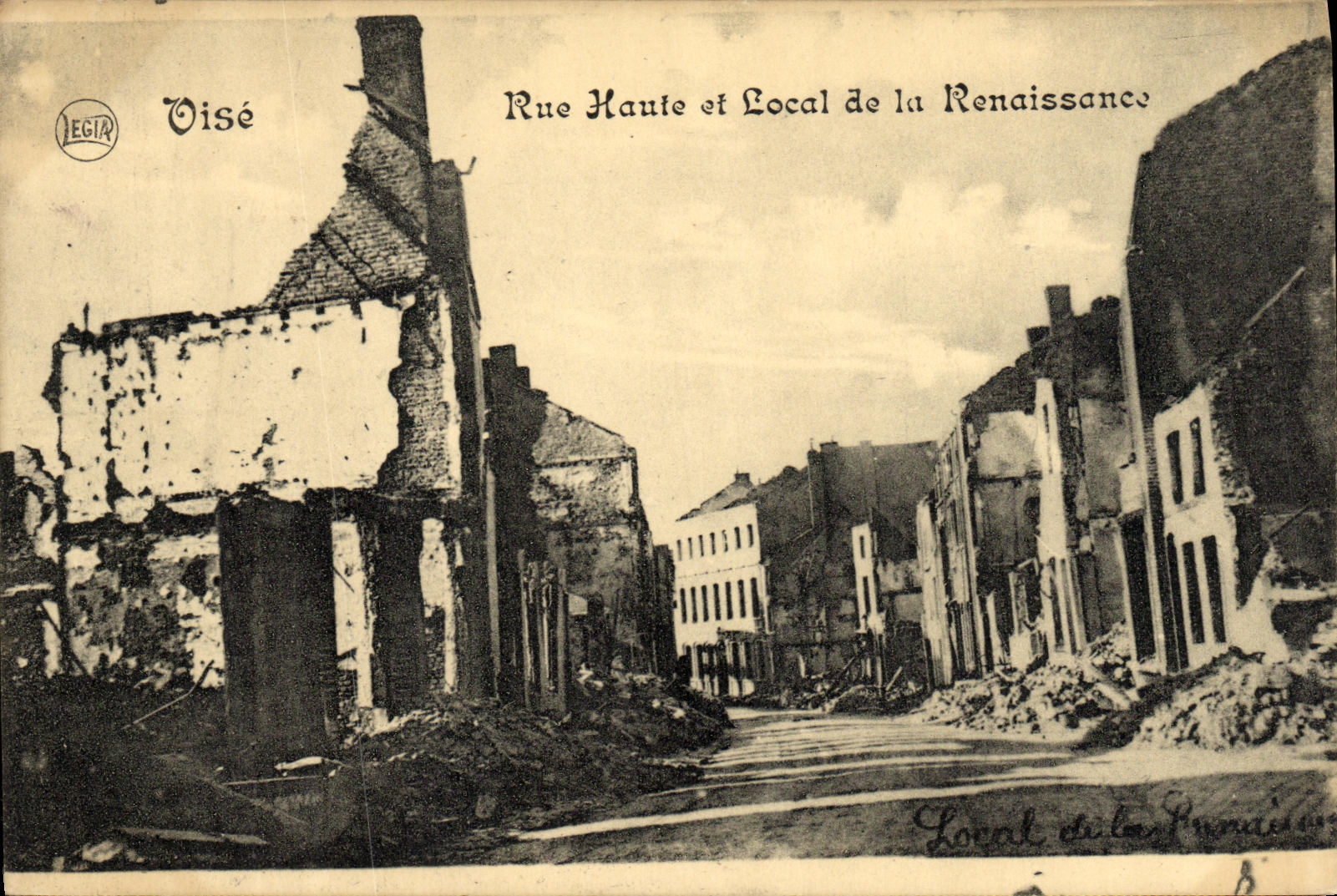CPA Militaria Vise Rue Haute et Local de la Renaissance