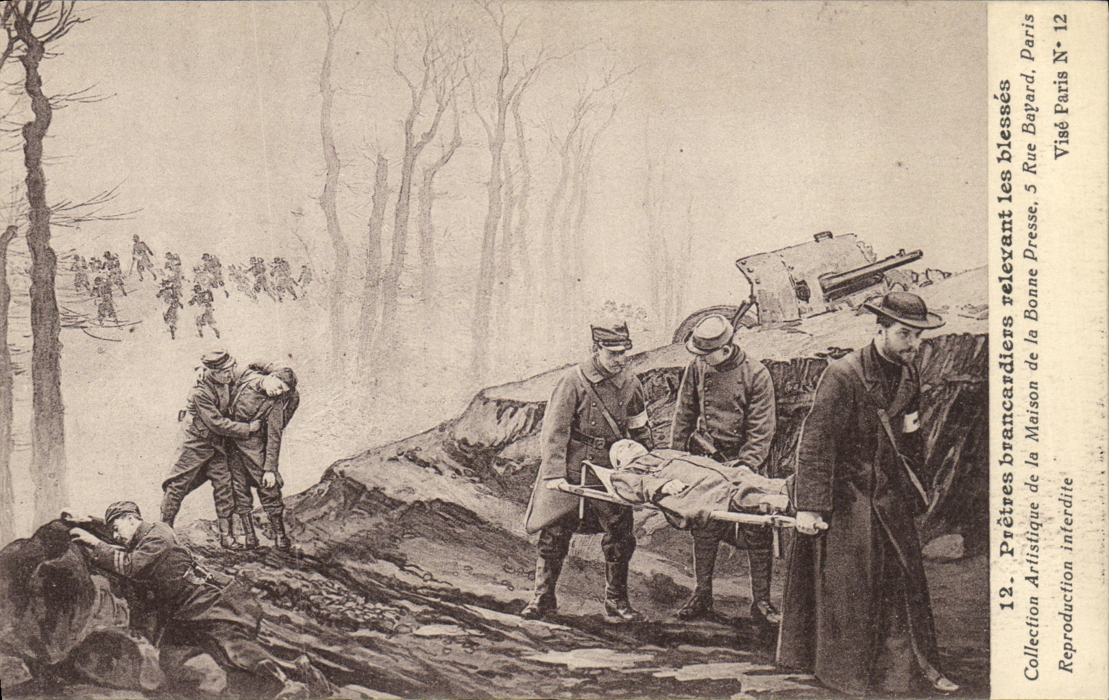 CPA Militaria Pretres Brancardiers Relevant les Blesses