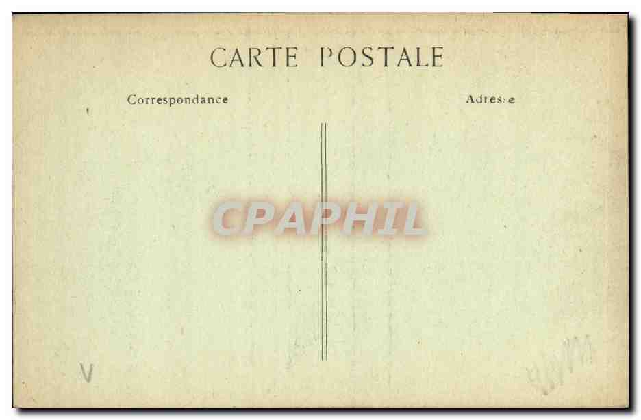 CPA Militaria Arras Ce Qui reste de L Hotel de Ville apres le bombardement  — Rückseite